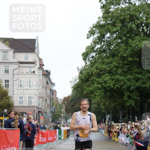 13.09.2026 - Kiel Lauf Yannick Fuchs http://msf.ph/oto/10410386 13.09.2026 09:33:50 Ziel 1246, 6681, 7588, 10069, 6682, 7305, 8092, 10404, 12831, 5040, 10864, 11791, 60 meine-sportfotos.de