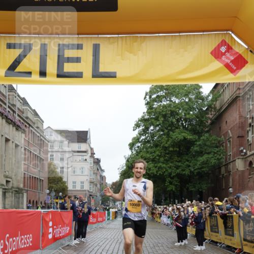 13.09.2026 - Kiel Lauf Yannick Fuchs http://msf.ph/oto/10410392 13.09.2026 09:33:51 Ziel 1246, 6681, 7588, 10069, 10864, 6682, 7305, 8092, 10404, 12831, 5040, 11791, 60, 6682 meine-sportfotos.de