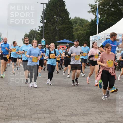 13.09.2026 - Kiel Lauf Andreas Tolksdorf http://msf.ph/oto/10410418 13.09.2026 10:01:31 Kiellinie 1910, 8238, 9684, 545, 5627, 965 meine-sportfotos.de
