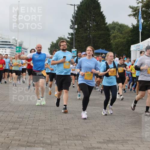 13.09.2026 - Kiel Lauf Andreas Tolksdorf http://msf.ph/oto/10410466 13.09.2026 10:01:32 Kiellinie 9684, 8238, 1910, 7066 meine-sportfotos.de