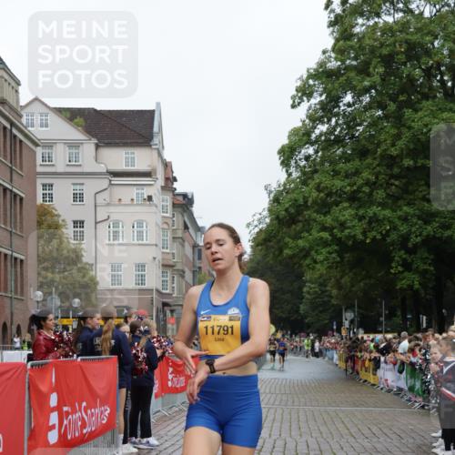 13.09.2026 - Kiel Lauf Yannick Fuchs http://msf.ph/oto/10410468 13.09.2026 09:34:08 Ziel 5040, 11791, 1246, 6681, 7588, 10069, 10404, 10864, 12831, 3679, 5332, 5815, 7743, 10404, 12831 meine-sportfotos.de