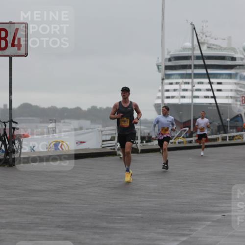 13.09.2026 - Kiel Lauf Andreas Tolksdorf http://msf.ph/oto/10410473 13.09.2026 11:43:24 Kiellinie 4, 11841, 11863, 3, 81 meine-sportfotos.de