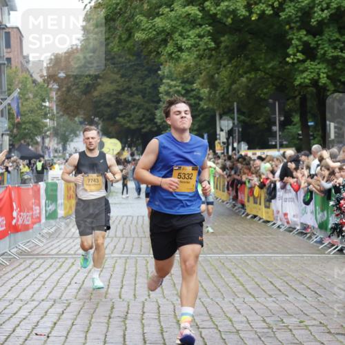 13.09.2026 - Kiel Lauf Yannick Fuchs http://msf.ph/oto/10410491 13.09.2026 09:34:22 Ziel 3679, 5332, 5815, 7743, 5040, 7588, 10069, 10864, 11791, 12278, 1246, 6681, 10069 meine-sportfotos.de