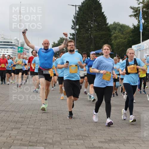 13.09.2026 - Kiel Lauf Andreas Tolksdorf http://msf.ph/oto/10410498 13.09.2026 10:01:33 Kiellinie 4, 1910, 8238, 9684 meine-sportfotos.de
