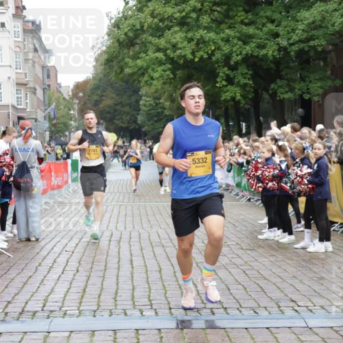 13.09.2026 - Kiel Lauf Yannick Fuchs http://msf.ph/oto/10410502 13.09.2026 09:34:23 Ziel 3679, 5332, 5815, 7743, 5040, 7588, 10069, 10864, 11791, 12278, 1246, 6681, 10069 meine-sportfotos.de