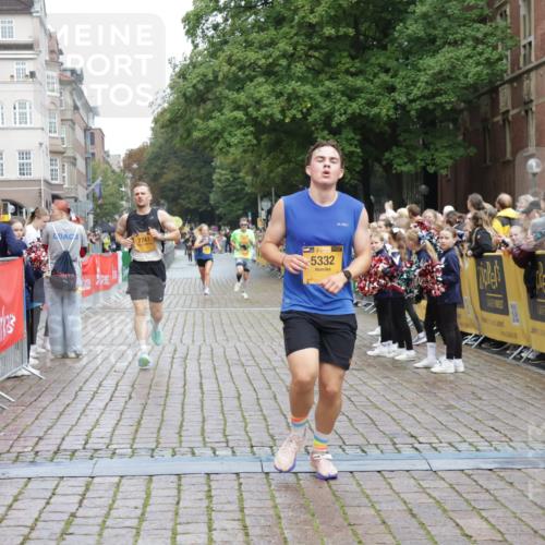 13.09.2026 - Kiel Lauf Yannick Fuchs http://msf.ph/oto/10410508 13.09.2026 09:34:23 Ziel 3679, 5332, 5815, 7743, 5040, 7588, 10069, 10864, 11791, 12278, 1246, 6681, 10069 meine-sportfotos.de