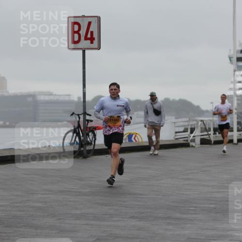 13.09.2026 - Kiel Lauf Andreas Tolksdorf http://msf.ph/oto/10410516 13.09.2026 11:43:27 Kiellinie 11841, 4, 11863 meine-sportfotos.de