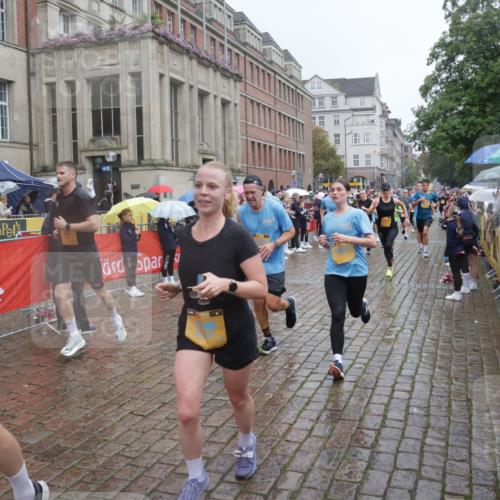 13.09.2026 - Kiel Lauf Yannick Fuchs http://msf.ph/oto/10410519 13.09.2026 10:41:17 Ziel 973, 1704, 1781, 1785, 2388, 2825, 3363, 3952, 4286, 4436, 4527, 4691, 4732, 5753, 5839, 5916, 6461, 6654, 8155, 9349, 9398, 9947, 10066, 10307, 10739, 10883, 11228, 11333, 12035, 12494, 35, 337, 393, 1342, 1427, 1603, 1971, 2052, 2096, 2499, 2561, 2818, 2825, 2892, 2898, 3257, 3415, 3464, 3535, 3841, 4131, 4431, 4624, 4662, 4712, 4797, 5043, 5319, 5388, 5509, 6301, 6340, 6504, 6565, 6793, 7405, 7499, 7615, 7655, 8246, 8955, 9349, 827, 849, 3339, 5086 meine-sportfotos.de