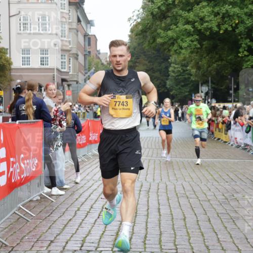 13.09.2026 - Kiel Lauf Yannick Fuchs http://msf.ph/oto/10410520 13.09.2026 09:34:25 Ziel 3679, 5332, 5815, 7743, 5040, 7588, 10864, 11791, 12278, 1246, 6681, 10069 meine-sportfotos.de