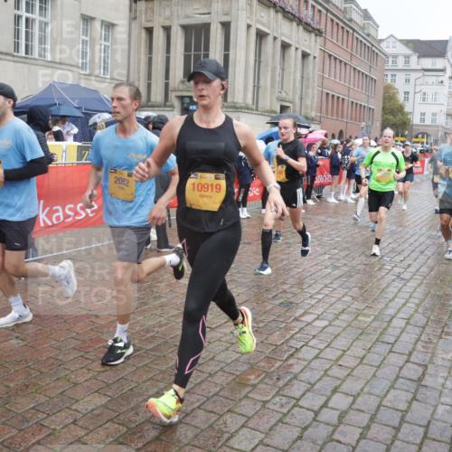 13.09.2026 - Kiel Lauf Yannick Fuchs http://msf.ph/oto/10410559 13.09.2026 10:41:19 Ziel 973, 1494, 1704, 1785, 1933, 2388, 2647, 3363, 3960, 4062, 4286, 4436, 4527, 4691, 4732, 5753, 5839, 5916, 6461, 6654, 8155, 9398, 9947, 10066, 10307, 10739, 10867, 10883, 11228, 11333, 12034, 12035, 12494, 35, 337, 393, 973, 1342, 1427, 1781, 1971, 2052, 2499, 2561, 2818, 2825, 2892, 2898, 3257, 3415, 3464, 3535, 3841, 3952, 4131, 4431, 4624, 4662, 4691, 4712, 4797, 5043, 5319, 5388, 5509, 6301, 6340, 6504, 6565, 6793, 7405, 7499, 7615, 7655, 8246, 8955, 9349, 827, 849 meine-sportfotos.de
