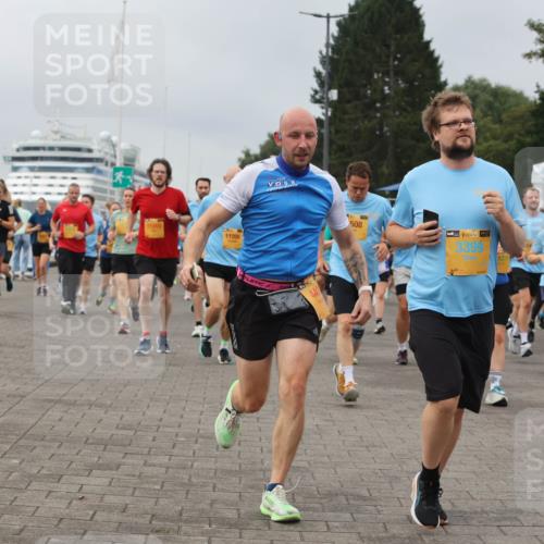 13.09.2026 - Kiel Lauf Andreas Tolksdorf http://msf.ph/oto/10410575 13.09.2026 10:01:34 Kiellinie 11910, 11098, 508, 48, 3399, 5923, 1138, 1910 meine-sportfotos.de