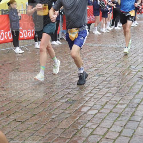 13.09.2026 - Kiel Lauf Yannick Fuchs http://msf.ph/oto/10410597 13.09.2026 10:41:22 Ziel 67, 849, 1494, 1704, 1785, 1933, 2388, 2531, 2647, 3363, 3960, 4062, 4436, 4527, 4732, 5335, 5726, 5753, 5839, 6461, 6654, 6993, 8155, 9398, 9455, 9947, 10066, 10307, 10739, 10867, 10883, 11228, 11333, 12034, 12035, 35, 973, 1342, 1427, 1781, 1971, 2499, 2561, 2818, 2825, 2892, 2898, 3257, 3415, 3464, 3535, 3841, 3952, 4131, 4286, 4431, 4527, 4624, 4662, 4691, 4712, 4797, 5043, 5319, 5388, 5509, 5916, 6301, 6340, 6504, 6565, 6793, 7405, 7615, 7655, 8246, 8955, 9349, 827 meine-sportfotos.de