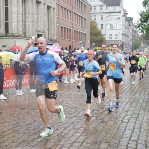 13.09.2026 - Kiel Lauf Yannick Fuchs http://msf.ph/oto/10410614 13.09.2026 10:41:23 Ziel 67, 849, 1494, 1704, 1785, 1933, 2388, 2531, 2647, 3363, 3960, 4062, 4436, 4732, 5335, 5726, 5753, 5839, 6461, 6654, 6993, 8155, 9398, 9455, 9947, 10066, 10307, 10739, 10867, 10883, 11228, 11333, 12034, 12039, 35, 973, 1342, 1427, 1781, 1971, 2499, 2561, 2818, 2825, 2892, 2898, 3257, 3415, 3464, 3535, 3841, 3952, 4131, 4286, 4431, 4527, 4624, 4662, 4691, 4712, 4797, 5043, 5319, 5388, 5509, 5916, 6340, 6461, 6504, 6565, 6654, 6793, 7405, 7615, 7655, 8246, 8955, 9349, 827 meine-sportfotos.de