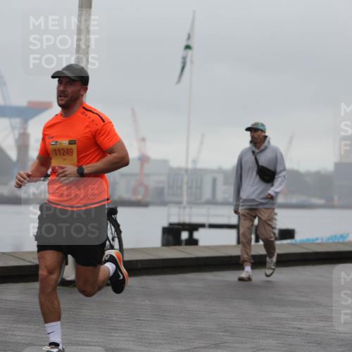 13.09.2026 - Kiel Lauf Andreas Tolksdorf http://msf.ph/oto/10410617 13.09.2026 11:43:35 Kiellinie 1000, 39, 11249 meine-sportfotos.de