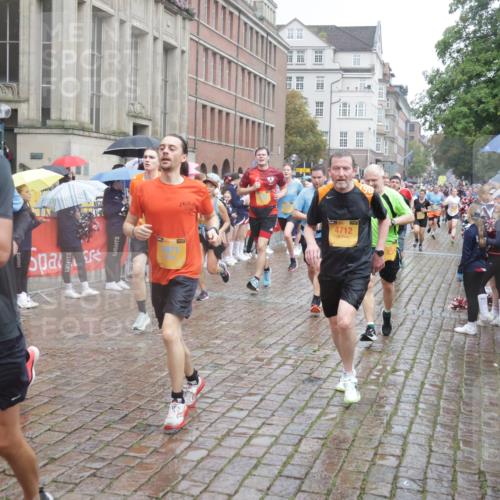 13.09.2026 - Kiel Lauf Yannick Fuchs http://msf.ph/oto/10410666 13.09.2026 10:41:26 Ziel 67, 827, 849, 1183, 1241, 1494, 1704, 1933, 2388, 2531, 2647, 3960, 4062, 4436, 4732, 4976, 5058, 5335, 5726, 5753, 5839, 6993, 8155, 9398, 9455, 9947, 10066, 10307, 10739, 10867, 10883, 11333, 11586, 11813, 12034, 12039, 35, 973, 1342, 1427, 1781, 1785, 1971, 2499, 2561, 2818, 2825, 2892, 2898, 3257, 3363, 3464, 3535, 3952, 4131, 4286, 4527, 4624, 4662, 4691, 4712, 4797, 5043, 5319, 5388, 5509, 5916, 6340, 6461, 6565, 6654, 7405, 7615, 7655, 8155, 8246, 8955, 9349, 9398 meine-sportfotos.de