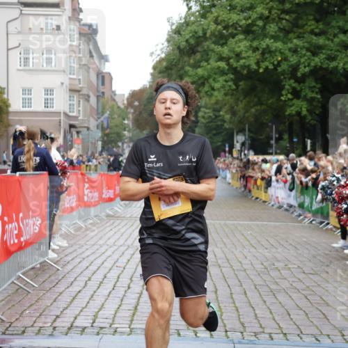 13.09.2026 - Kiel Lauf Yannick Fuchs http://msf.ph/oto/10410691 13.09.2026 09:35:06 Ziel 3766, 4361, 7414, 9380, 11719, 11904, 12484, 3168, 10461, 12278, 2761, 4638, 12832, 3679, 5815, 7743 meine-sportfotos.de
