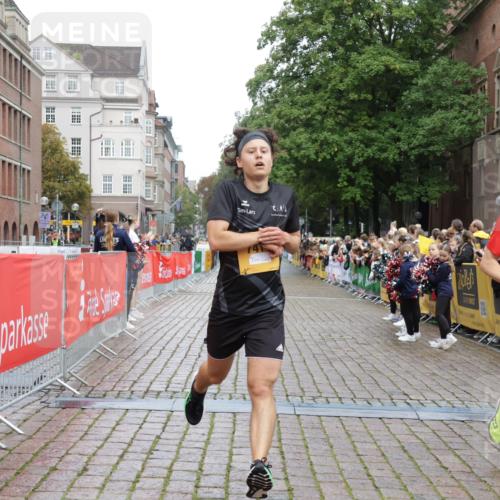 13.09.2026 - Kiel Lauf Yannick Fuchs http://msf.ph/oto/10410698 13.09.2026 09:35:06 Ziel 3766, 4361, 7414, 9380, 11719, 11904, 12484, 3168, 10461, 12278, 2761, 4638, 12832, 3679, 5815, 7743 meine-sportfotos.de