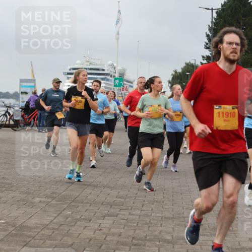 13.09.2026 - Kiel Lauf Andreas Tolksdorf http://msf.ph/oto/10410709 13.09.2026 10:01:38 Kiellinie 2035, 11910, 542, 3086 meine-sportfotos.de