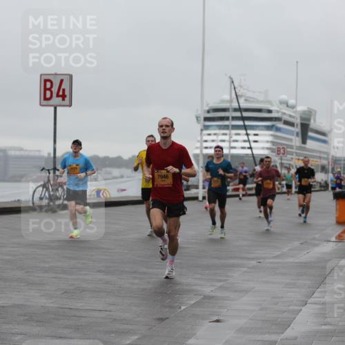 13.09.2026 - Kiel Lauf Andreas Tolksdorf http://msf.ph/oto/10410712 13.09.2026 11:43:40 Kiellinie 4, 3774, 7946, 2572, 3 meine-sportfotos.de