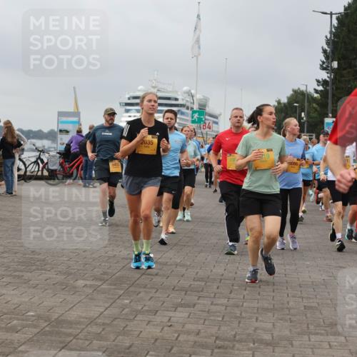 13.09.2026 - Kiel Lauf Andreas Tolksdorf http://msf.ph/oto/10410714 13.09.2026 10:01:38 Kiellinie 9433, 2035, 197, 3086, 1, 39, 4, 11910 meine-sportfotos.de