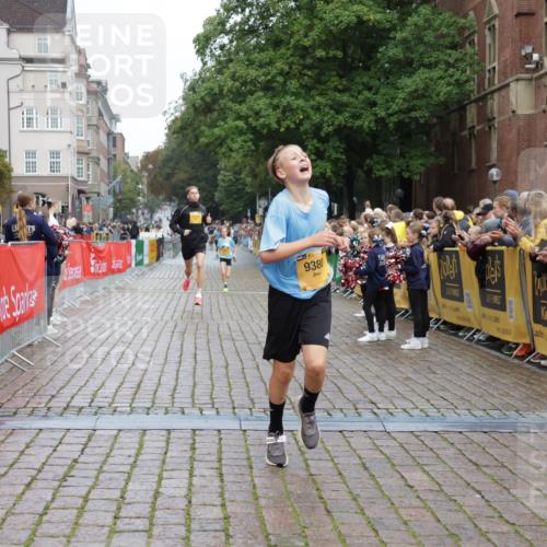 13.09.2026 - Kiel Lauf Yannick Fuchs http://msf.ph/oto/10410730 13.09.2026 09:35:09 Ziel 2761, 3766, 4361, 7414, 9380, 11719, 11904, 12484, 3168, 10461, 12278, 4589, 4638, 12832 meine-sportfotos.de