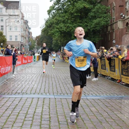 13.09.2026 - Kiel Lauf Yannick Fuchs http://msf.ph/oto/10410735 13.09.2026 09:35:10 Ziel 2761, 3766, 4361, 7414, 9380, 11719, 11904, 12484, 3168, 10461, 11719, 12278, 4589, 4638, 12832, 12278 meine-sportfotos.de