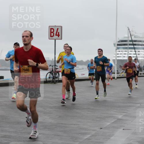 13.09.2026 - Kiel Lauf Andreas Tolksdorf http://msf.ph/oto/10410767 13.09.2026 11:43:41 Kiellinie 881, 4, 2572, 7946, 731 meine-sportfotos.de