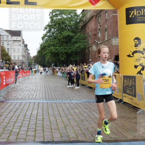 13.09.2026 - Kiel Lauf Yannick Fuchs http://msf.ph/oto/10410786 13.09.2026 09:35:16 Ziel 2761, 4638, 9380, 11904, 12484, 12832, 3168, 3766, 4361, 7414, 10461, 11719, 4589, 12278 meine-sportfotos.de