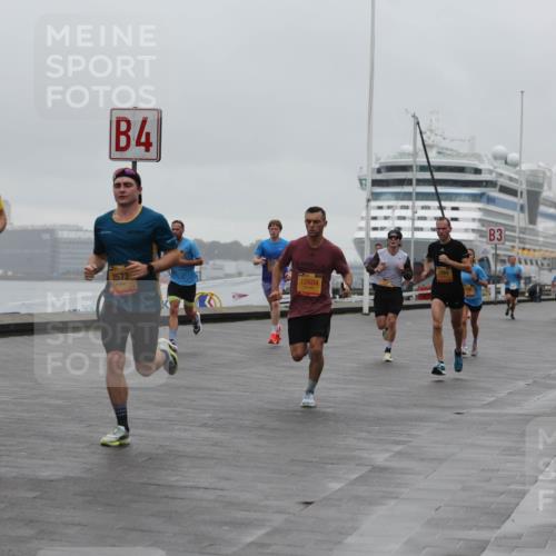 13.09.2026 - Kiel Lauf Andreas Tolksdorf http://msf.ph/oto/10410828 13.09.2026 11:43:43 Kiellinie 3600, 4, 731, 2572, 12604, 3 meine-sportfotos.de