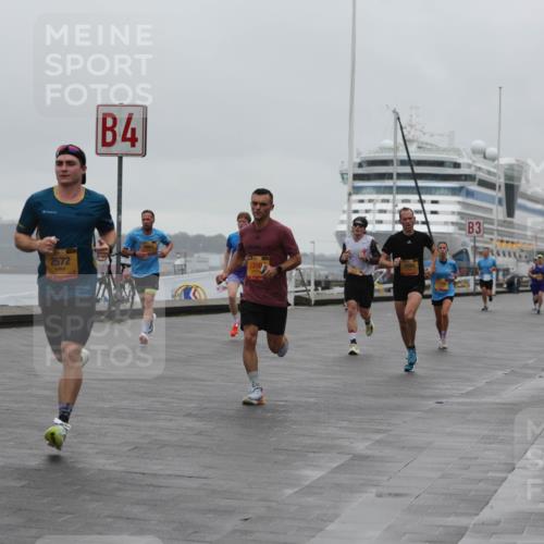 13.09.2026 - Kiel Lauf Andreas Tolksdorf http://msf.ph/oto/10410840 13.09.2026 11:43:43 Kiellinie 600, 4, 2572, 3 meine-sportfotos.de