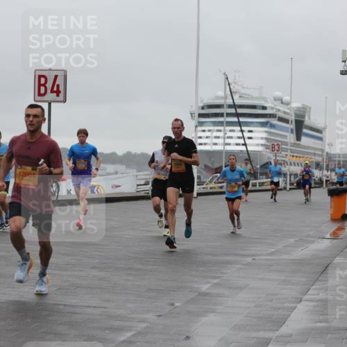 13.09.2026 - Kiel Lauf Andreas Tolksdorf http://msf.ph/oto/10410869 13.09.2026 11:43:44 Kiellinie 9464, 12604, 4, 7084, 3 meine-sportfotos.de
