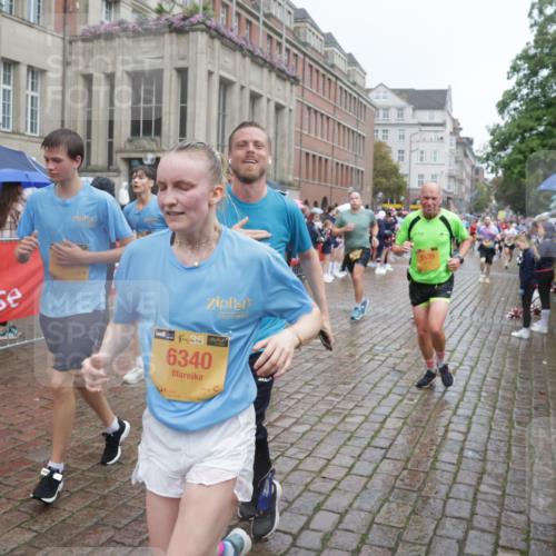 13.09.2026 - Kiel Lauf Yannick Fuchs http://msf.ph/oto/10410893 13.09.2026 10:41:37 Ziel 214, 604, 811, 827, 1183, 1241, 1445, 1772, 2387, 2531, 2532, 3249, 3329, 3330, 4959, 4976, 5058, 5108, 9369, 9395, 9455, 9567, 10273, 10575, 10579, 10960, 11336, 11461, 11484, 11586, 11610, 11813, 11858, 12039, 12419, 67, 849, 973, 1494, 1704, 1781, 1785, 1933, 2388, 2531, 2647, 2825, 2892, 3363, 3952, 3960, 4062, 4286, 4436, 4527, 4624, 4662, 4691, 4732, 4797, 5335, 5726, 5753, 5839, 5916, 6340, 6461, 6565, 6654, 6993, 7405, 7615, 8155, 9349, 9398, 9947, 10066, 10307 meine-sportfotos.de