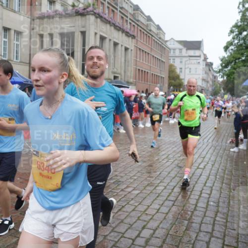13.09.2026 - Kiel Lauf Yannick Fuchs http://msf.ph/oto/10410895 13.09.2026 10:41:37 Ziel 214, 604, 811, 827, 1183, 1241, 1445, 1772, 2387, 2531, 2532, 3249, 3329, 3330, 4959, 4976, 5058, 5108, 9369, 9395, 9455, 9567, 10273, 10575, 10579, 10960, 11336, 11461, 11484, 11586, 11610, 11813, 11858, 12039, 12419, 67, 849, 973, 1494, 1704, 1781, 1785, 1933, 2388, 2531, 2647, 2825, 2892, 3363, 3952, 3960, 4062, 4286, 4436, 4527, 4624, 4662, 4691, 4732, 4797, 5335, 5726, 5753, 5839, 5916, 6340, 6461, 6565, 6654, 6993, 7405, 7615, 8155, 9349, 9398, 9947, 10066, 10307 meine-sportfotos.de