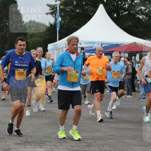 13.09.2026 - Kiel Lauf Andreas Tolksdorf http://msf.ph/oto/10410901 13.09.2026 10:01:47 Kiellinie 39, 13, 108, 1541, 1, 39, 8622, 3933, 1068, 2245, 8345, 8342 meine-sportfotos.de
