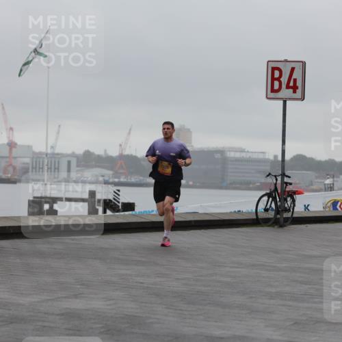 13.09.2026 - Kiel Lauf Andreas Tolksdorf http://msf.ph/oto/10410957 13.09.2026 11:43:51 Kiellinie 7325, 4, 1510 meine-sportfotos.de
