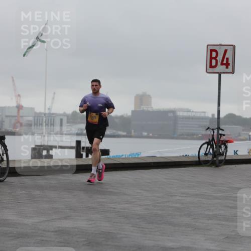 13.09.2026 - Kiel Lauf Andreas Tolksdorf http://msf.ph/oto/10410994 13.09.2026 11:43:51 Kiellinie 7325, 4, 1510 meine-sportfotos.de