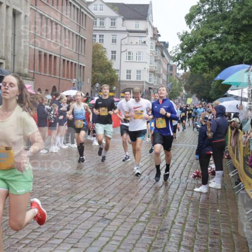 13.09.2026 - Kiel Lauf Yannick Fuchs http://msf.ph/oto/10411009 13.09.2026 10:41:48 Ziel 698, 811, 1206, 1330, 1445, 1507, 2013, 2387, 2547, 2927, 3249, 3351, 4559, 4895, 4959, 5108, 5158, 6165, 6564, 6960, 7363, 7403, 8151, 8937, 9364, 9395, 9526, 10273, 10589, 10790, 10960, 11336, 11461, 11484, 11530, 11659, 11858, 11916, 12419, 67, 214, 604, 827, 849, 1183, 1241, 1494, 1704, 1772, 1785, 1933, 2388, 2531, 2532, 2647, 3329, 3330, 3363, 3960, 4062, 4436, 4732, 4976, 5058, 5335, 5726, 5753, 5839, 6461, 6654, 6993, 8155, 9398, 9947, 10066, 10307, 150 meine-sportfotos.de