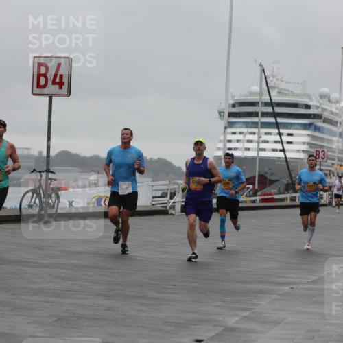 13.09.2026 - Kiel Lauf Andreas Tolksdorf http://msf.ph/oto/10411056 13.09.2026 11:43:53 Kiellinie 1510, 4, 4280, 11817, 3 meine-sportfotos.de