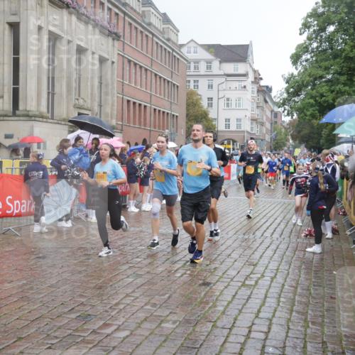 13.09.2026 - Kiel Lauf Yannick Fuchs http://msf.ph/oto/10411067 13.09.2026 10:42:04 Ziel 150, 580, 1416, 1755, 2375, 2535, 2665, 2667, 2819, 3188, 3212, 3372, 3985, 4399, 4475, 4513, 4604, 5155, 5265, 5322, 5669, 5749, 6175, 6236, 6587, 6656, 6917, 7051, 7923, 8547, 8549, 8981, 9147, 9391, 9595, 9912, 9920, 10452, 10725, 10877, 11021, 12639, 214, 604, 698, 811, 827, 1183, 1206, 1241, 1330, 1445, 1507, 1772, 2013, 2387, 2532, 2535, 2547, 2927, 3249, 3329, 3330, 3351, 4559, 4895, 4959, 4976, 5058, 5108, 5158, 6165, 6564, 6917, 6960, 239, 2224, 2314 meine-sportfotos.de