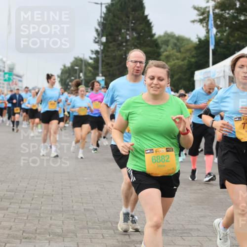 13.09.2026 - Kiel Lauf Andreas Tolksdorf http://msf.ph/oto/10411081 13.09.2026 10:01:53 Kiellinie 1, 38, 6882, 778, 966 meine-sportfotos.de