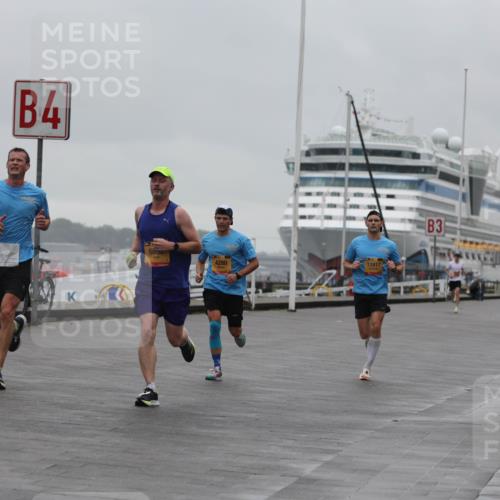 13.09.2026 - Kiel Lauf Andreas Tolksdorf http://msf.ph/oto/10411104 13.09.2026 11:43:55 Kiellinie 4, 6992, 4280, 11817, 3 meine-sportfotos.de