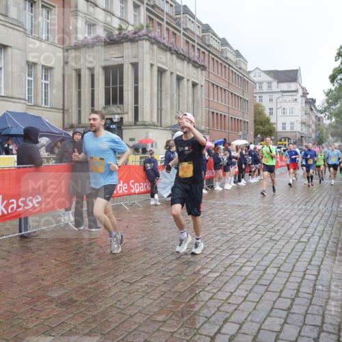 13.09.2026 - Kiel Lauf Yannick Fuchs http://msf.ph/oto/10411107 13.09.2026 10:42:07 Ziel 150, 580, 1755, 2665, 2819, 3188, 3212, 3372, 3985, 4399, 4475, 4513, 4604, 5155, 5265, 5322, 5669, 5749, 6175, 6236, 6587, 7051, 7475, 7923, 8034, 9147, 9391, 9420, 9595, 9912, 9920, 10452, 10725, 10877, 11021, 12639, 214, 604, 698, 811, 1206, 1330, 1416, 1445, 1507, 1772, 2013, 2375, 2387, 2532, 2535, 2547, 2667, 2927, 3188, 3249, 3329, 3330, 3351, 4559, 4895, 4959, 5108, 5158, 5265, 5322, 6165, 6564, 6656, 6917, 6960, 239, 1638, 2224, 2314 meine-sportfotos.de