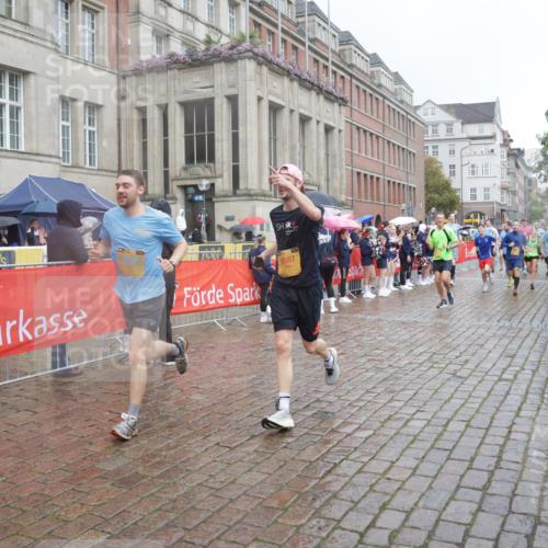 13.09.2026 - Kiel Lauf Yannick Fuchs http://msf.ph/oto/10411109 13.09.2026 10:42:07 Ziel 150, 580, 1755, 2665, 2819, 3188, 3212, 3372, 3985, 4399, 4475, 4513, 4604, 5155, 5265, 5322, 5669, 5749, 6175, 6236, 6587, 7051, 7475, 7923, 8034, 9147, 9391, 9420, 9595, 9912, 9920, 10452, 10725, 10877, 11021, 12639, 214, 604, 698, 811, 1206, 1330, 1416, 1445, 1507, 1772, 2013, 2375, 2387, 2532, 2535, 2547, 2667, 2927, 3188, 3249, 3329, 3330, 3351, 4559, 4895, 4959, 5108, 5158, 5265, 5322, 6165, 6564, 6656, 6917, 6960, 239, 1638, 2224, 2314 meine-sportfotos.de