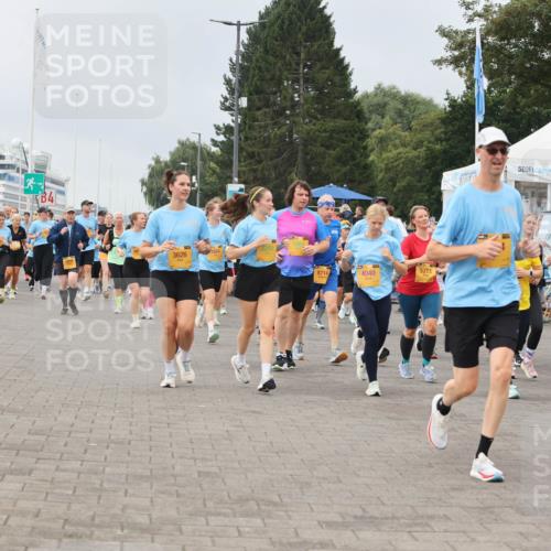 13.09.2026 - Kiel Lauf Andreas Tolksdorf http://msf.ph/oto/10411111 13.09.2026 10:01:55 Kiellinie 4, 3626, 8714, 4040, 5723 meine-sportfotos.de