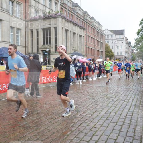 13.09.2026 - Kiel Lauf Yannick Fuchs http://msf.ph/oto/10411114 13.09.2026 10:42:07 Ziel 150, 580, 1755, 2665, 2819, 3188, 3212, 3372, 3985, 4399, 4475, 4513, 4604, 5155, 5265, 5322, 5669, 5749, 6175, 6236, 6587, 7051, 7475, 7923, 8034, 9147, 9391, 9420, 9595, 9912, 9920, 10452, 10725, 10877, 11021, 12639, 214, 604, 698, 811, 1206, 1330, 1416, 1445, 1507, 1772, 2013, 2375, 2387, 2532, 2535, 2547, 2667, 2927, 3188, 3249, 3329, 3330, 3351, 4559, 4895, 4959, 5108, 5158, 5265, 5322, 6165, 6564, 6656, 6917, 6960, 239, 1638, 2224, 2314 meine-sportfotos.de