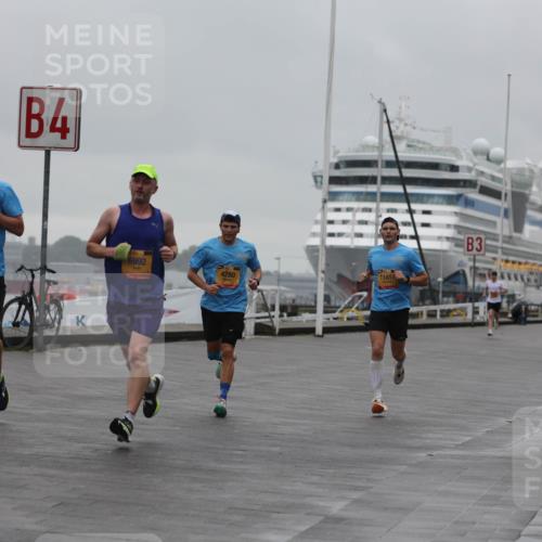 13.09.2026 - Kiel Lauf Andreas Tolksdorf http://msf.ph/oto/10411121 13.09.2026 11:43:55 Kiellinie 4, 6992, 4280, 11817, 3 meine-sportfotos.de