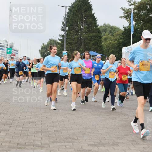 13.09.2026 - Kiel Lauf Andreas Tolksdorf http://msf.ph/oto/10411123 13.09.2026 10:01:55 Kiellinie 4, 7204, 2265, 8714, 4040, 5723, 2564 meine-sportfotos.de