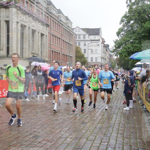 13.09.2026 - Kiel Lauf Yannick Fuchs http://msf.ph/oto/10411137 13.09.2026 10:42:09 Ziel 150, 294, 1755, 2665, 2819, 2972, 3212, 3372, 3985, 4399, 4475, 4513, 4604, 5155, 5669, 5749, 6175, 6236, 6587, 6677, 6678, 7051, 7475, 8034, 9147, 9391, 9420, 9595, 9920, 10452, 10725, 10877, 11175, 12639, 214, 580, 604, 698, 811, 1206, 1330, 1416, 1445, 1507, 1772, 2013, 2375, 2387, 2532, 2535, 2547, 2667, 2927, 3188, 3249, 3329, 3330, 3351, 4559, 4895, 4959, 5108, 5158, 5265, 5322, 6165, 6564, 6656, 6917, 6960, 239, 1638, 2224, 2314 meine-sportfotos.de