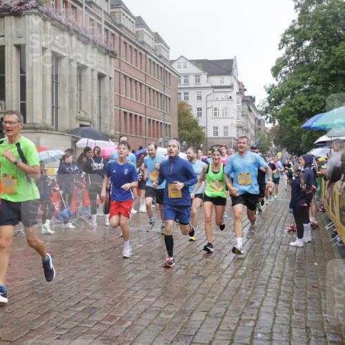 13.09.2026 - Kiel Lauf Yannick Fuchs http://msf.ph/oto/10411140 13.09.2026 10:42:09 Ziel 150, 294, 1755, 2665, 2819, 2972, 3212, 3372, 3985, 4399, 4475, 4513, 4604, 5155, 5669, 5749, 6175, 6236, 6587, 6677, 6678, 7051, 7475, 8034, 9147, 9391, 9420, 9595, 9920, 10452, 10725, 10877, 11175, 12639, 214, 580, 604, 698, 811, 1206, 1330, 1416, 1445, 1507, 1772, 2013, 2375, 2387, 2532, 2535, 2547, 2667, 2927, 3188, 3249, 3329, 3330, 3351, 4559, 4895, 4959, 5108, 5158, 5265, 5322, 6165, 6564, 6656, 6917, 6960, 239, 1638, 2224, 2314 meine-sportfotos.de