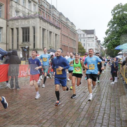 13.09.2026 - Kiel Lauf Yannick Fuchs http://msf.ph/oto/10411151 13.09.2026 10:42:10 Ziel 150, 294, 1755, 2665, 2819, 2972, 3212, 3254, 3372, 3985, 4399, 4475, 4513, 4604, 4919, 5155, 5669, 5749, 6175, 6236, 6587, 6677, 6678, 7051, 7475, 8034, 9147, 9391, 9420, 9595, 9712, 9920, 10452, 10725, 10877, 11175, 12639, 214, 580, 604, 698, 811, 1206, 1330, 1416, 1445, 1507, 1772, 2013, 2375, 2387, 2532, 2535, 2547, 2667, 2927, 3188, 3249, 3329, 3330, 3351, 3372, 4559, 4895, 4959, 5108, 5158, 5265, 5322, 6165, 6564, 6656, 6917, 6960, 239, 757, 1638, 2224, 2314 meine-sportfotos.de